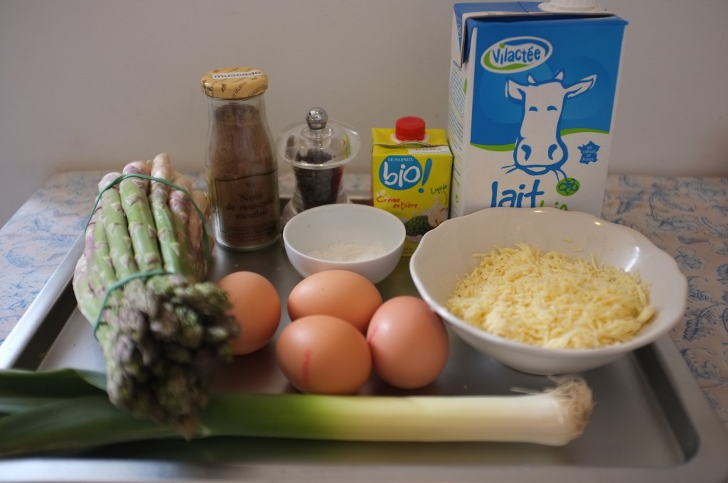 ingrédients pour la tarte sans gluten aux asperges et aux poireaux