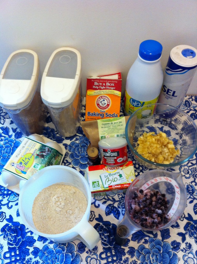 ingredients pour muffins sans gluten banane-myrtille