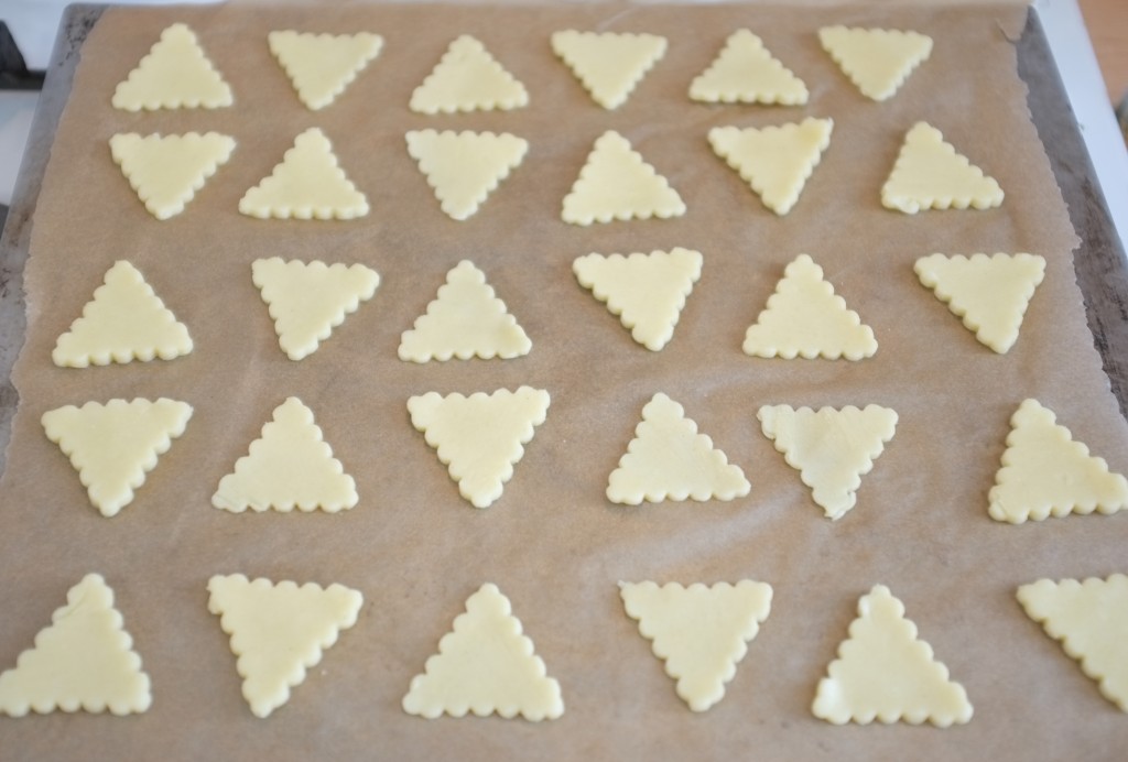 Des crackers en forme de triangle