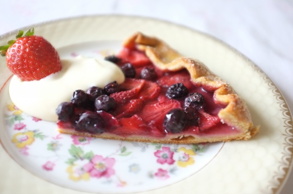 J'accompagne la tarte de crème fouettée