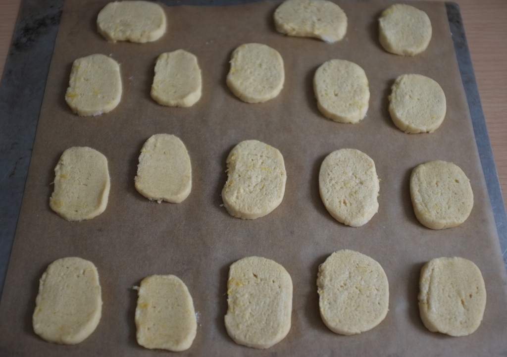 Les biscuits avant d'être enfournés