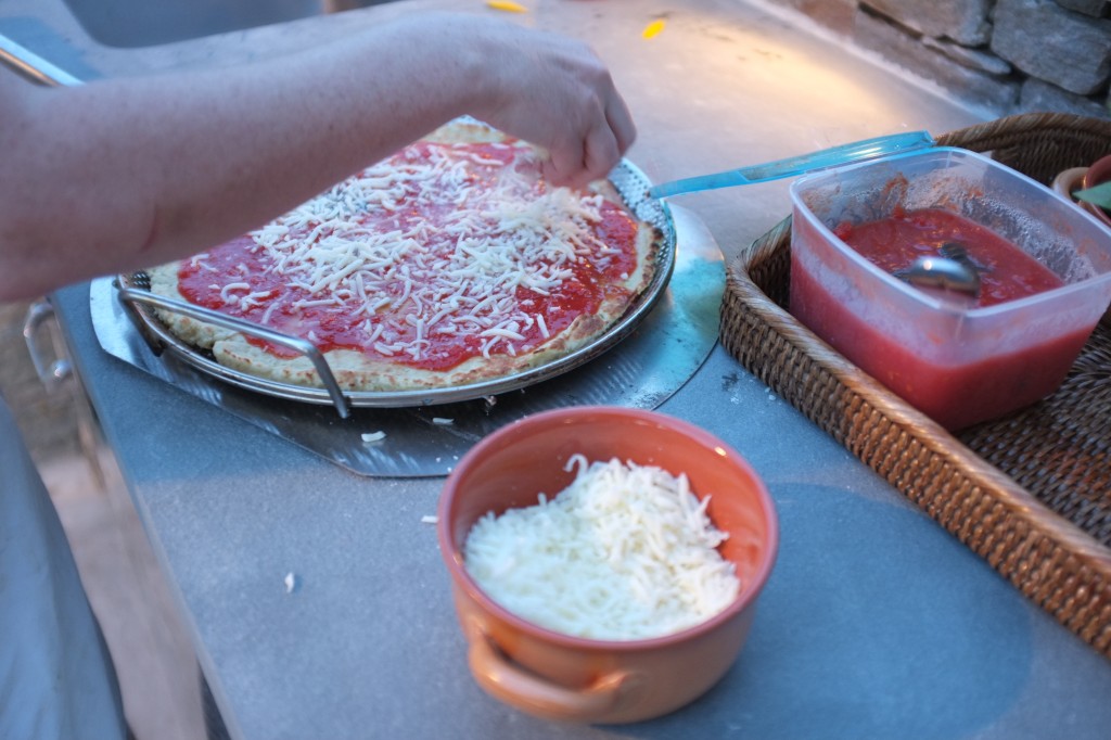 La garniture...il faut être généreux avec la mozzarella.