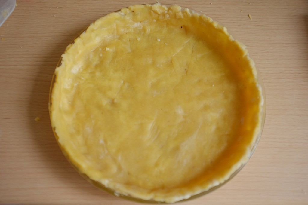 Le fond de tarte sans gluten avant cuisson