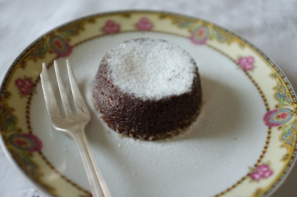 Puis ils sont saupoudrés de sucre glace