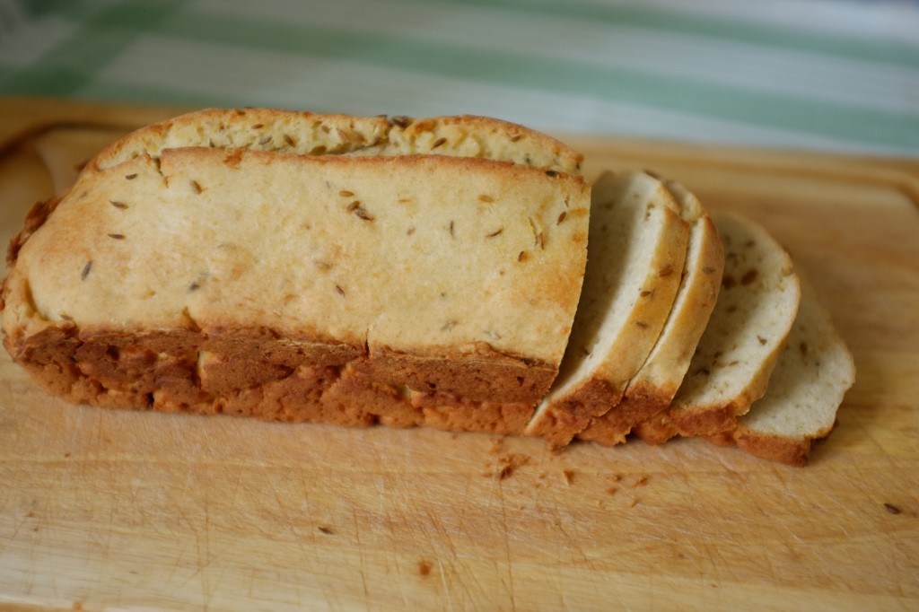 toujours attendre qu'il soit complètement refroidit avant de trancher un pain sans gluten