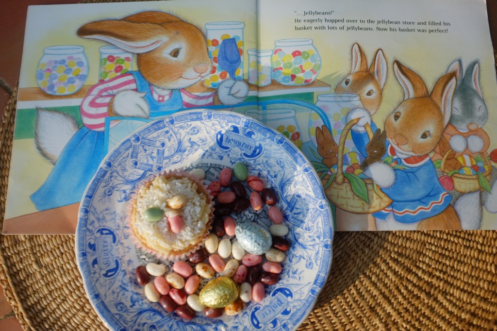 Le livre préféré de mon fils enfant à Pâques était "the best Easter basket ever!", où le petit lapin Albert apprend à préparer le panier de Pâques...avec des JellyBeans, forcément! Nous avons lu ce livre une bonne centaines de fois...