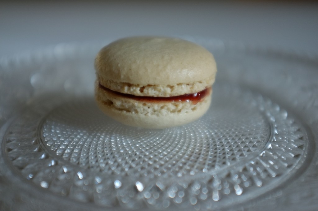 Le macaron à la fraise, petite merveille sans gluten