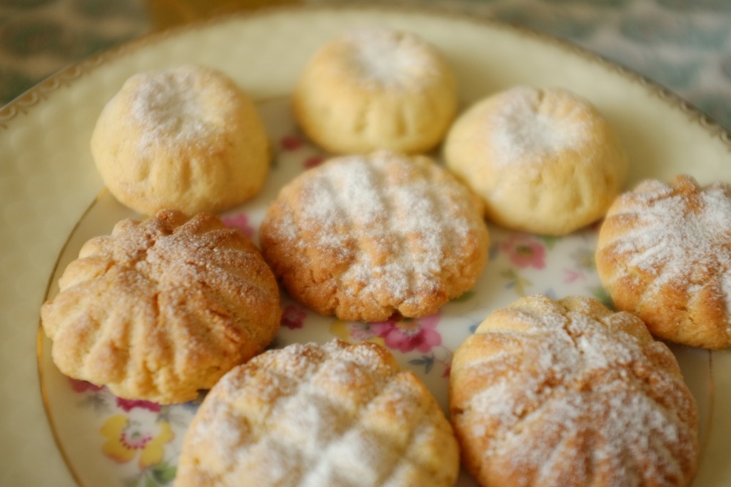 Les gâteaux marocains Ghriba sont ici cuisinés sans gluten