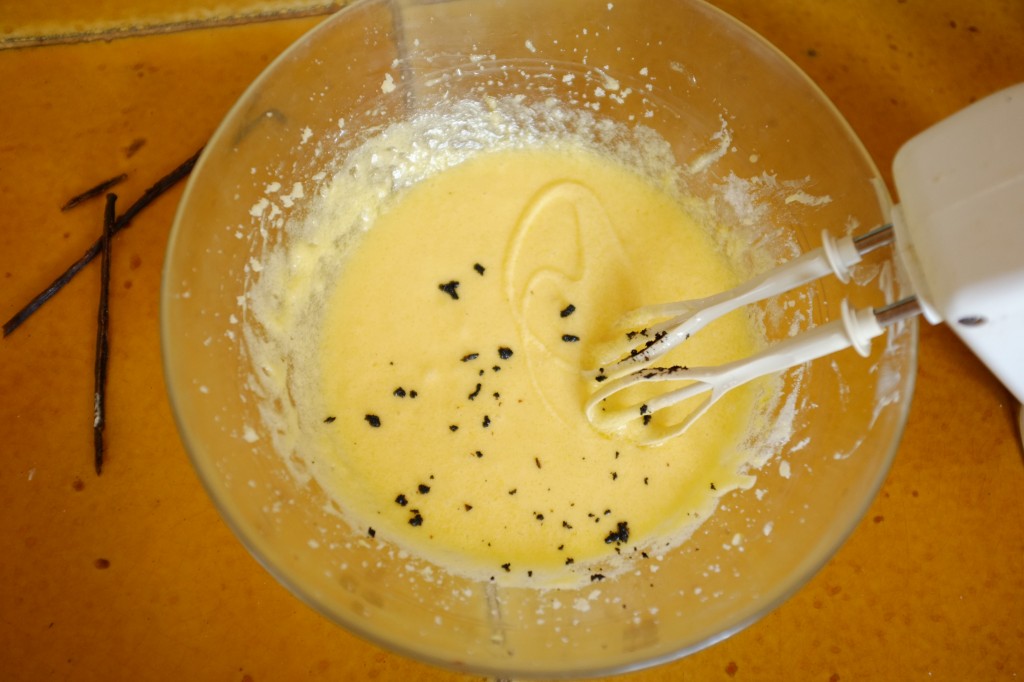 Les ingrédients humides sans gluten et les graines de vanille