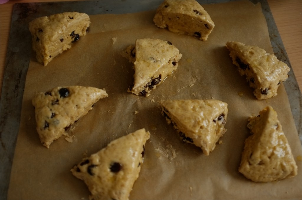 Les scones sans gluten raisin et cannelle avant d'être enfournés