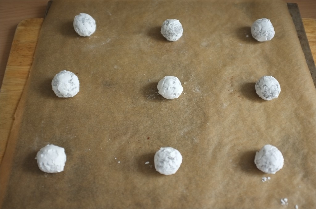 Les cookies des neiges avant d'être enfournés