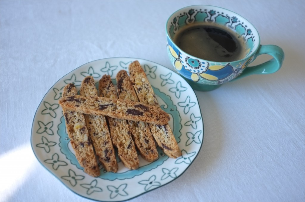 Les biscotti orange confite et chocolat noir pour la pause café...