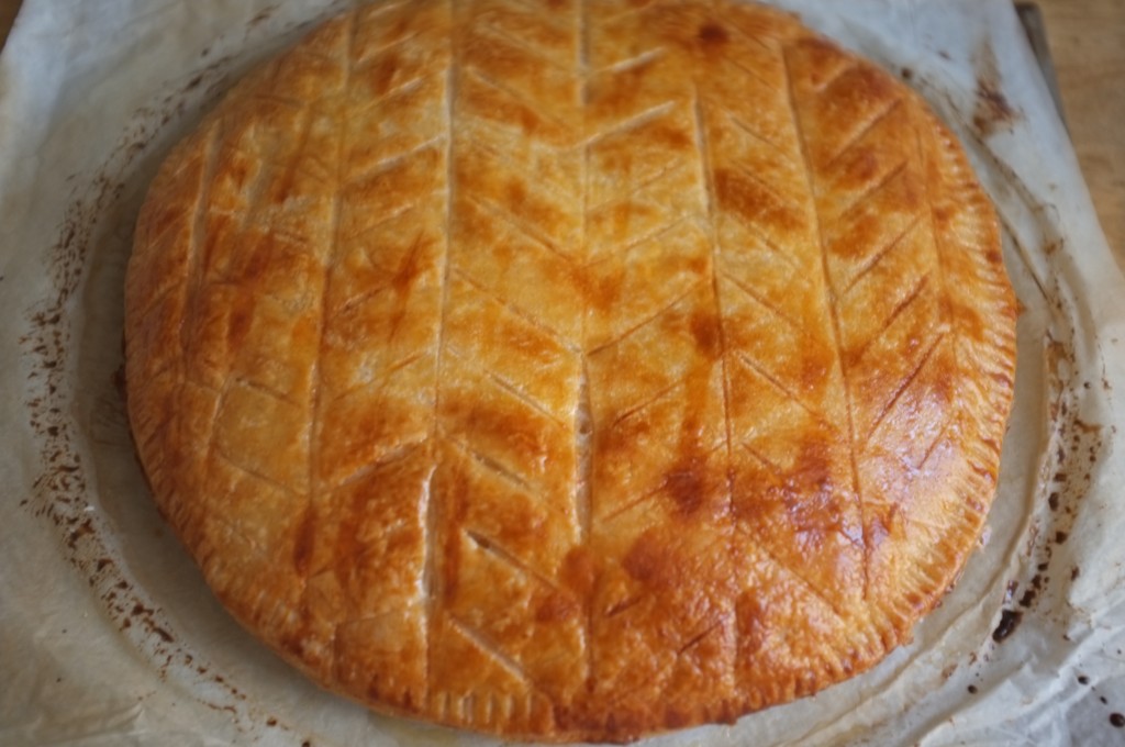 La galette des Rois sans gluten 2015 à la sortie du four