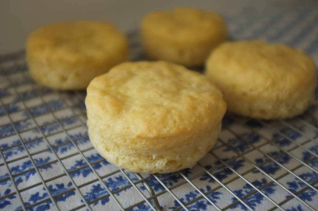 Les muffins anglais Sans gluten sont bien gonflé et moelleux