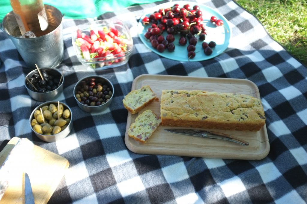 Mon cake au jambon et aux olives.