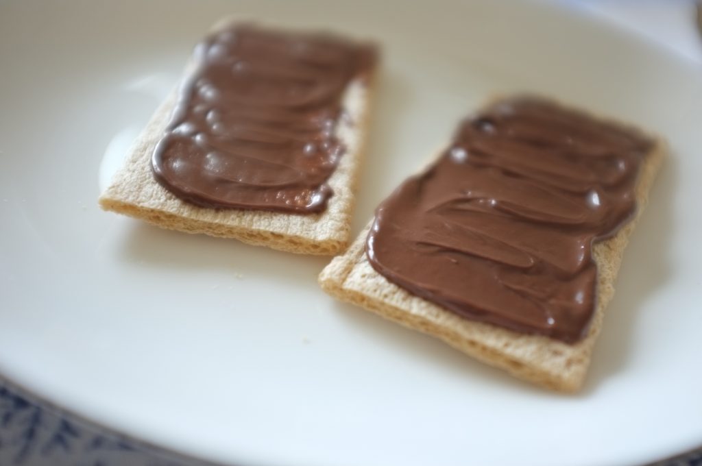 Les tartines croquantes à l'amande sont bien épaisses, un régal.